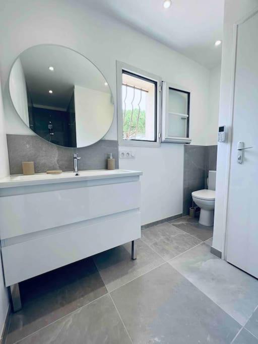 Magnifique Appartement Traversant Avec Vue Sur Le Golf La Grande Motte Luaran gambar