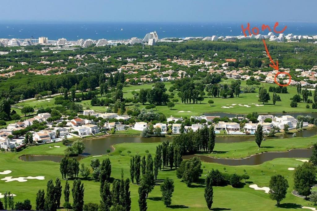 Magnifique Appartement Traversant Avec Vue Sur Le Golf La Grande Motte Luaran gambar